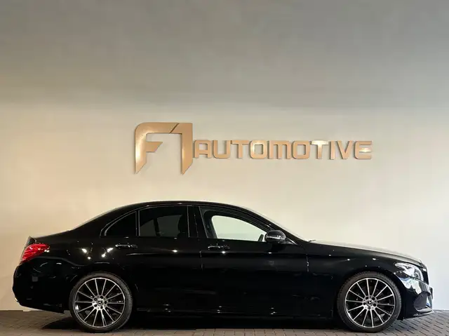 Mercedes-Benz C-Class view 10