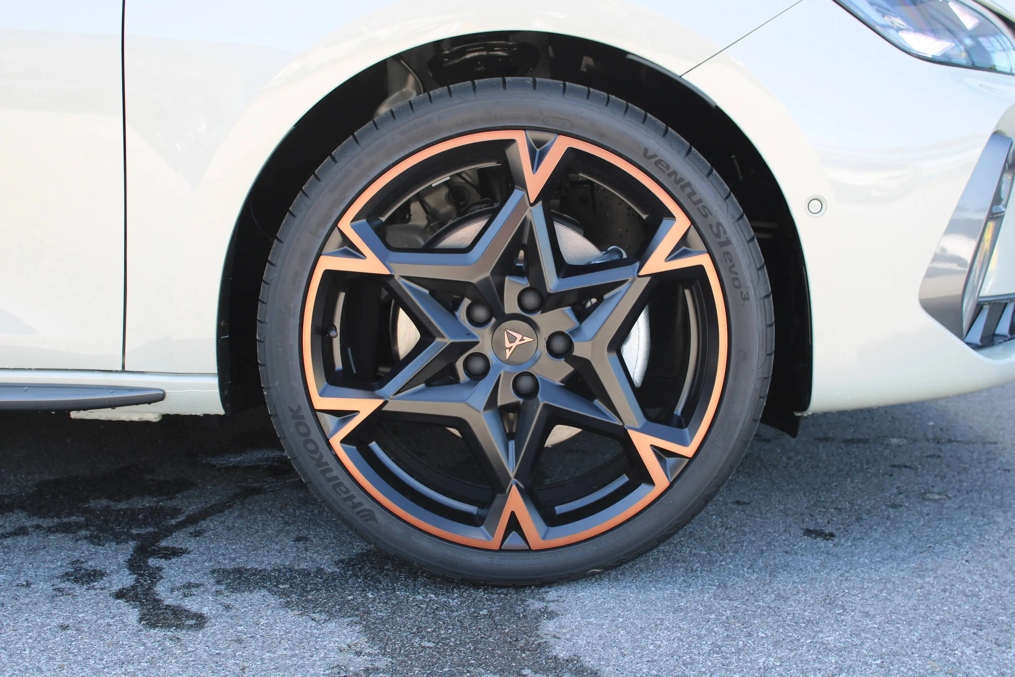 CUPRA Leon SP Kombi 1.5 eTSI DSG 150 PS mit megavielen Extras! — photo 12