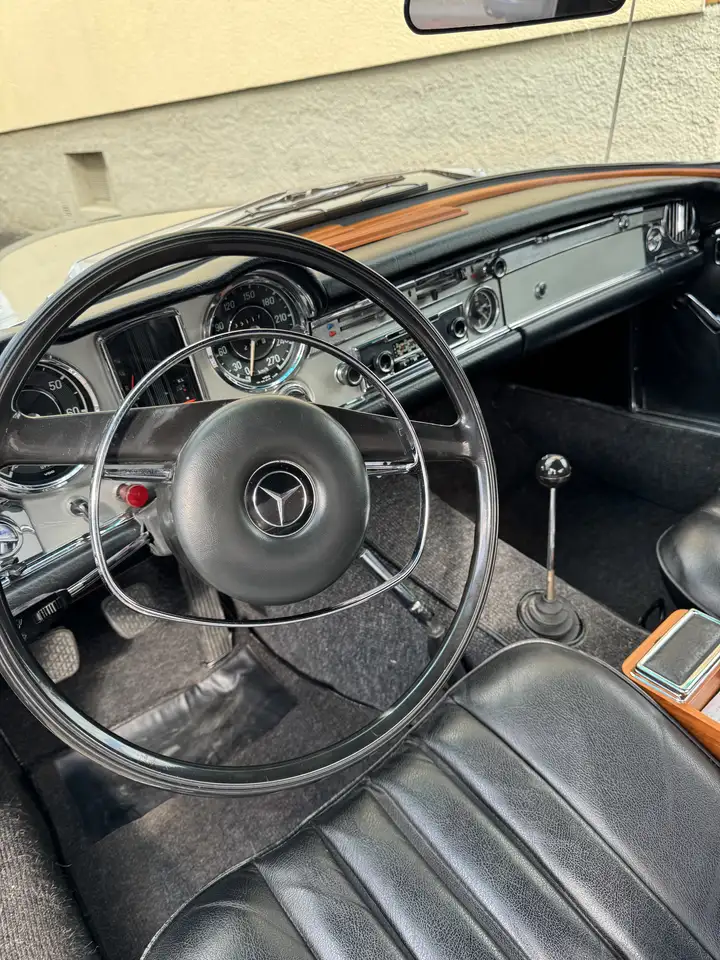 Mercedes-Benz SL 280 Pagode, foto 9