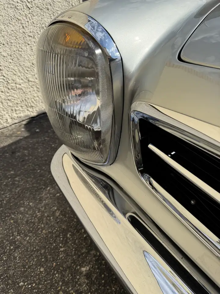 Mercedes-Benz SL 280 Pagode, foto 8