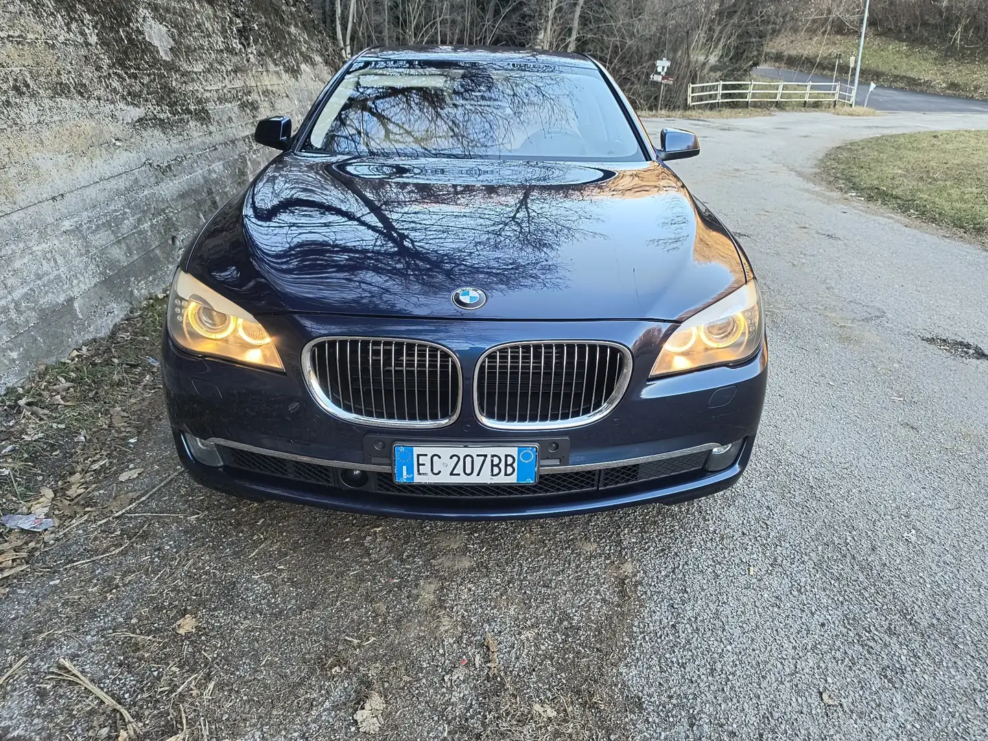 BMW 750 750i xdrive Eccelsa auto Blue - 1