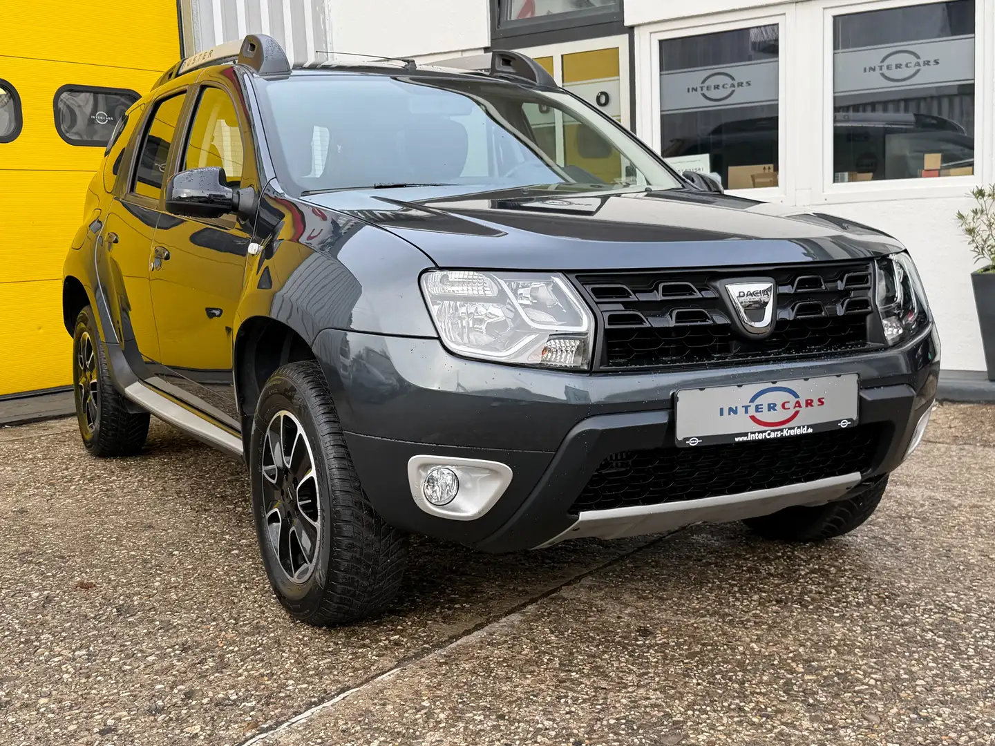 Dacia Duster Black Shadow 4x2 erst 31Tkm Kamera Gris - 2
