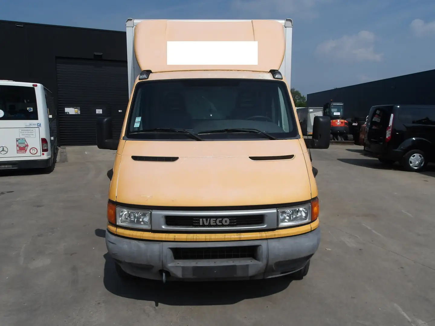 Iveco Daily Geel - 2
