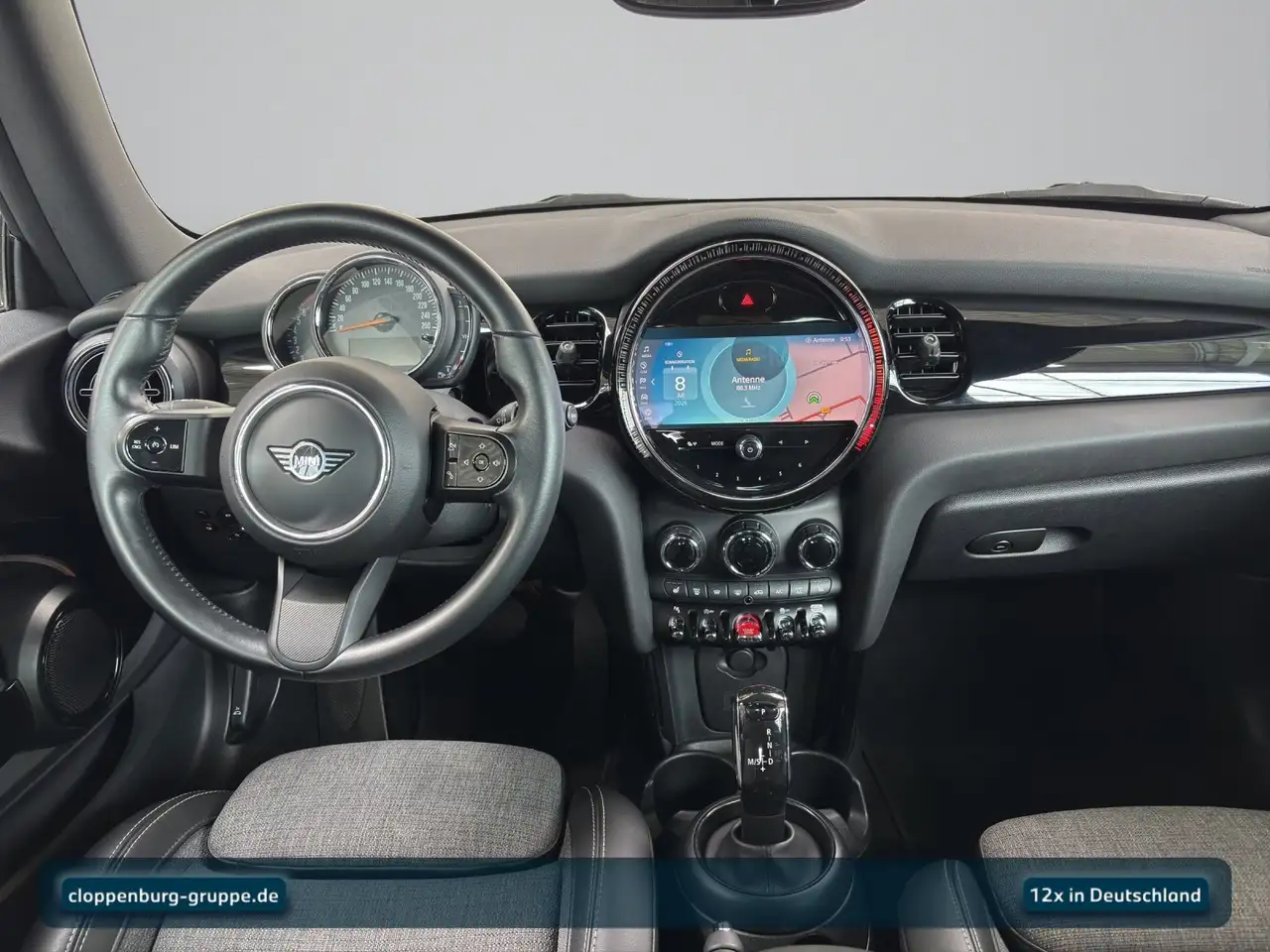 MINI Cooper Classic Trim Navi+Kamera+SHZ+Apple+KeyGO, миниатюра 15
