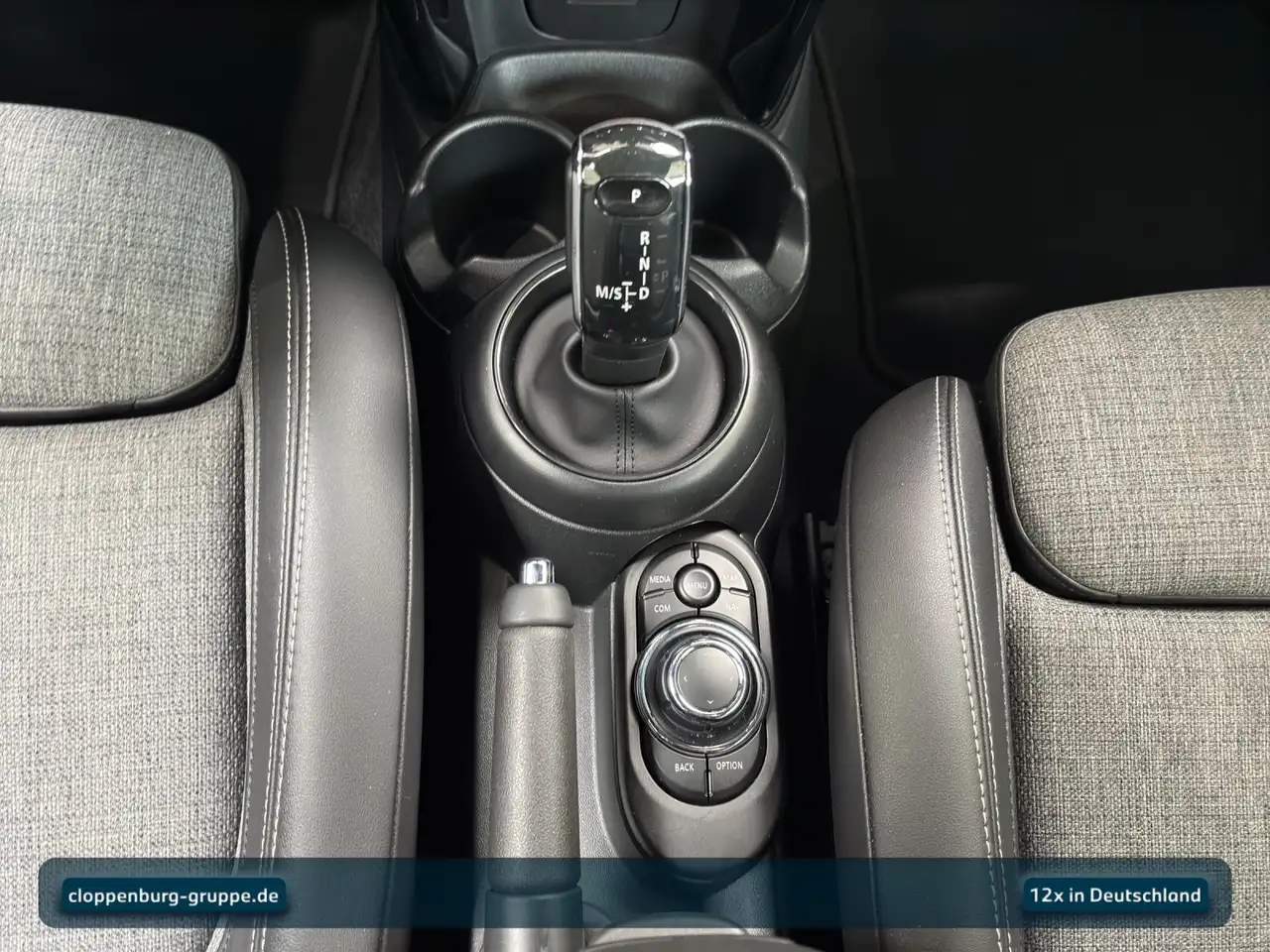 MINI Cooper Classic Trim Navi+Kamera+SHZ+Apple+KeyGO, миниатюра 16