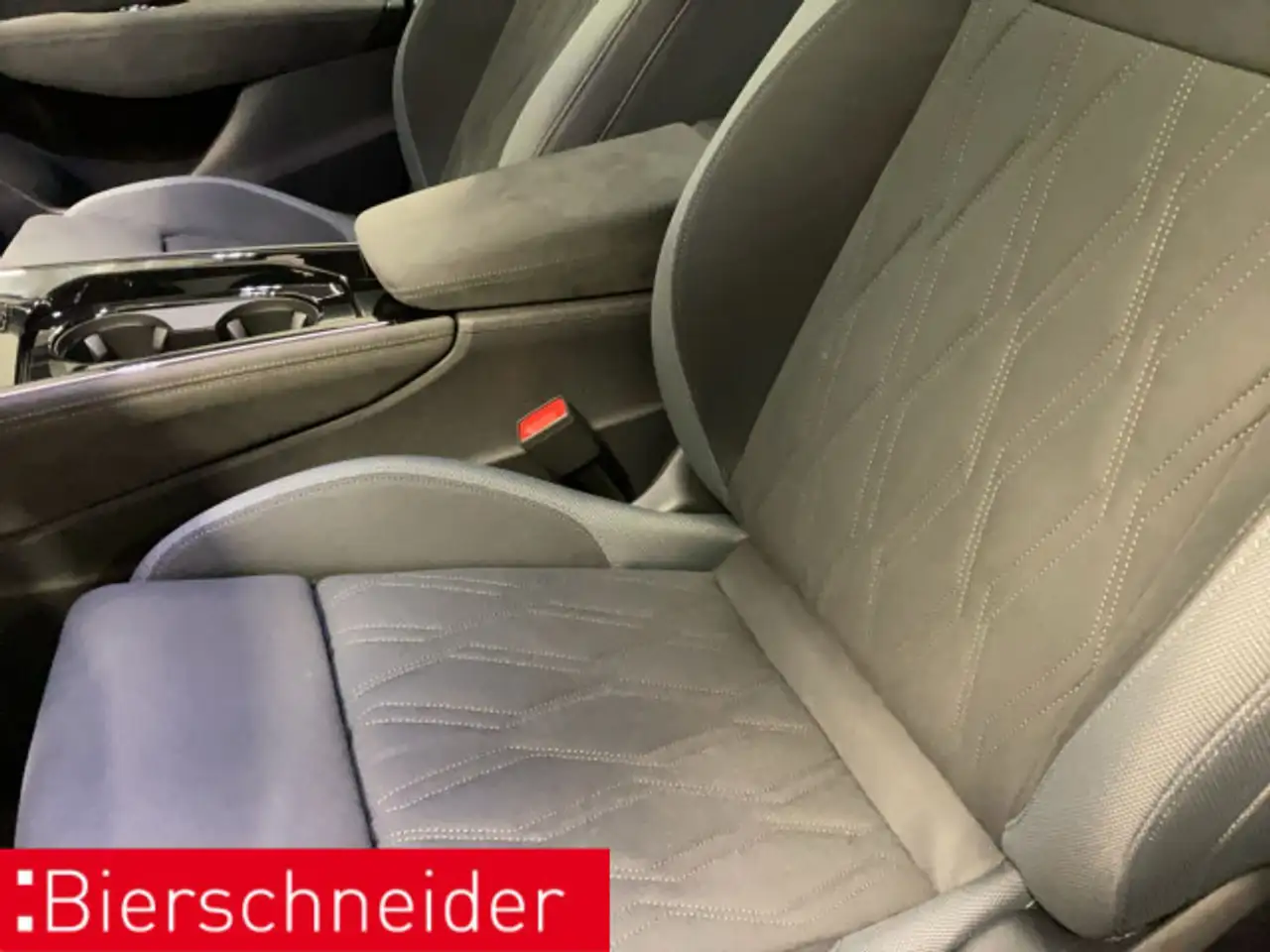 Audi Q3 e-hybrid 2x S-Line 20 AHK DIG-MATRI 11