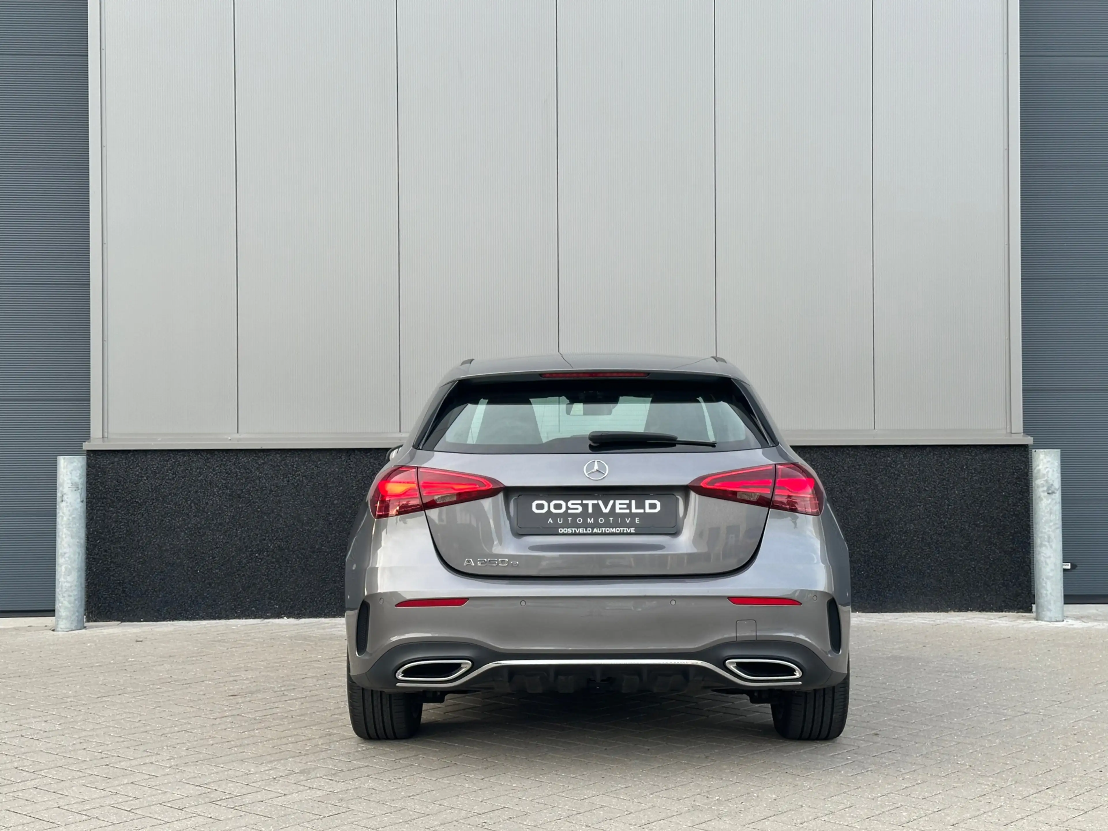 Mercedes-Benz A 250 e AMG Line Facelift Keyless Sfeerverlichting Camer — photo 9