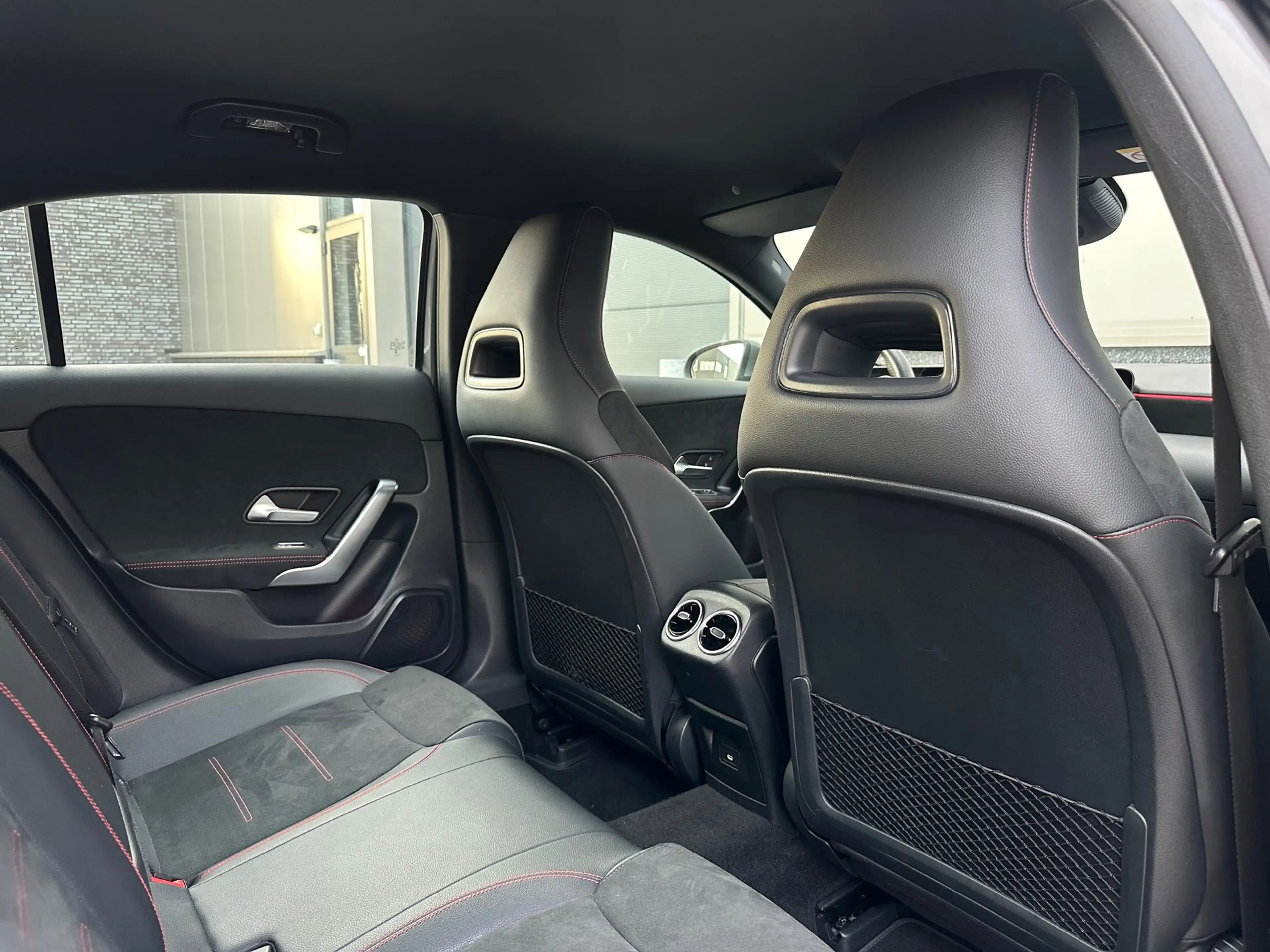 Mercedes-Benz A 250 e AMG Line Facelift Keyless Sfeerverlichting Camer — photo 13