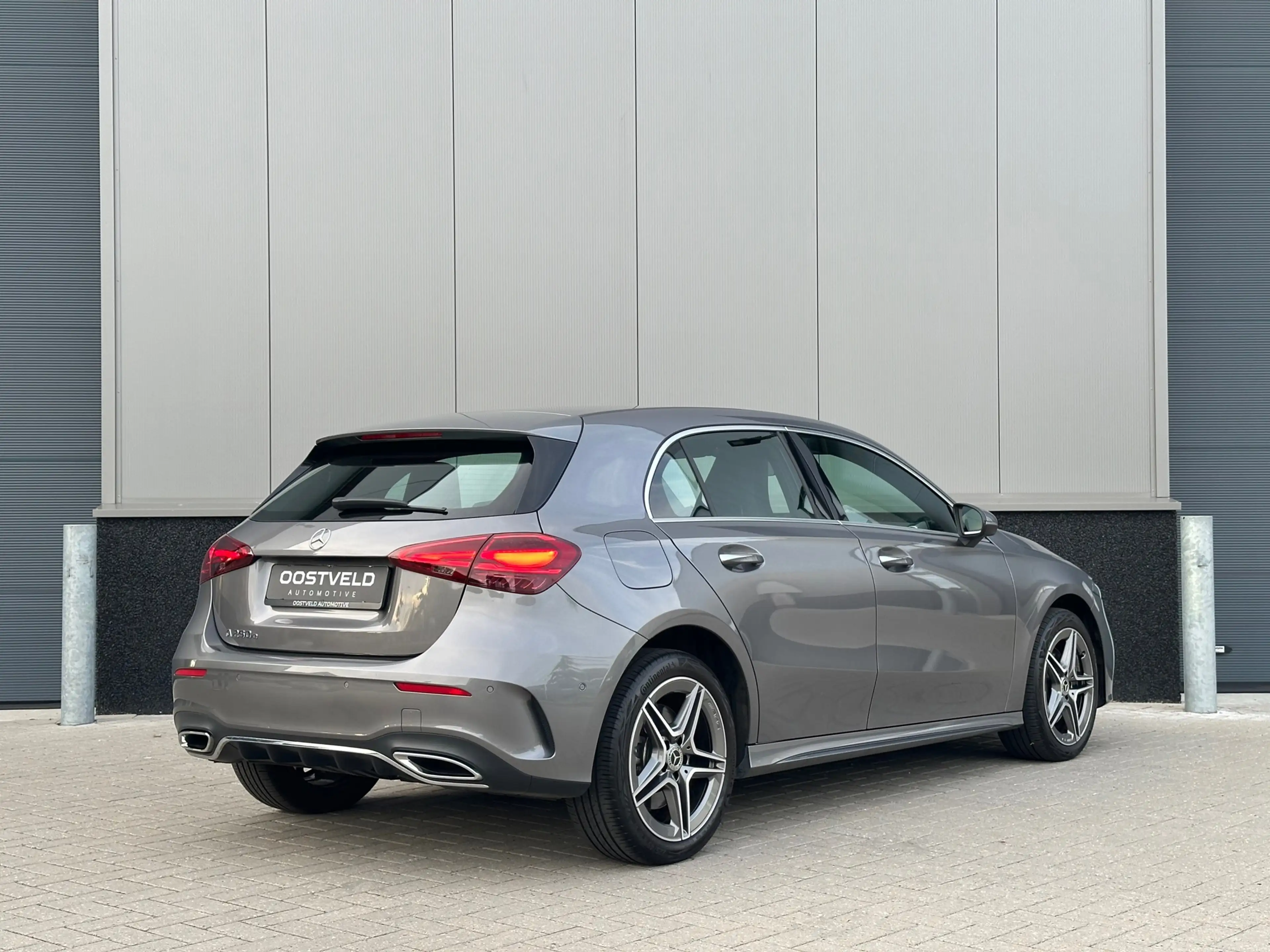 Mercedes-Benz A 250 e AMG Line Facelift Keyless Sfeerverlichting Camer — photo 2
