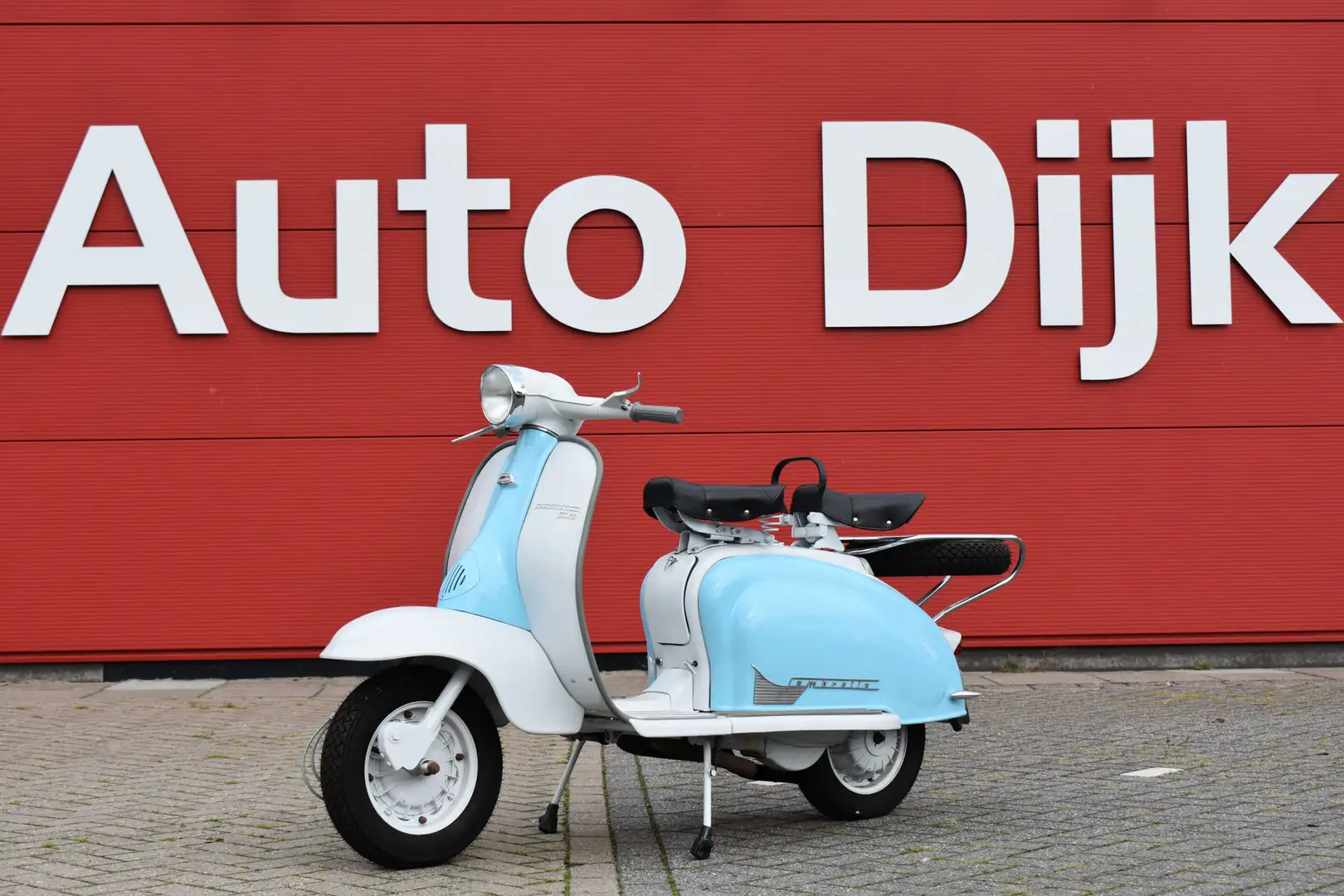 Lambretta Li 125 Prachtig! | Volledig gerestaureerd Blauw - 1