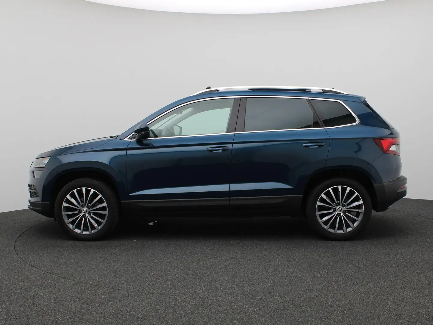 Skoda Karoq 1.5 TSI ACT Business Edition 150PK DSG Pano-Schuif Bleu - 2