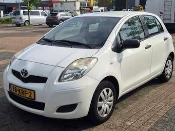Yaris 1.0 VVTi Acces