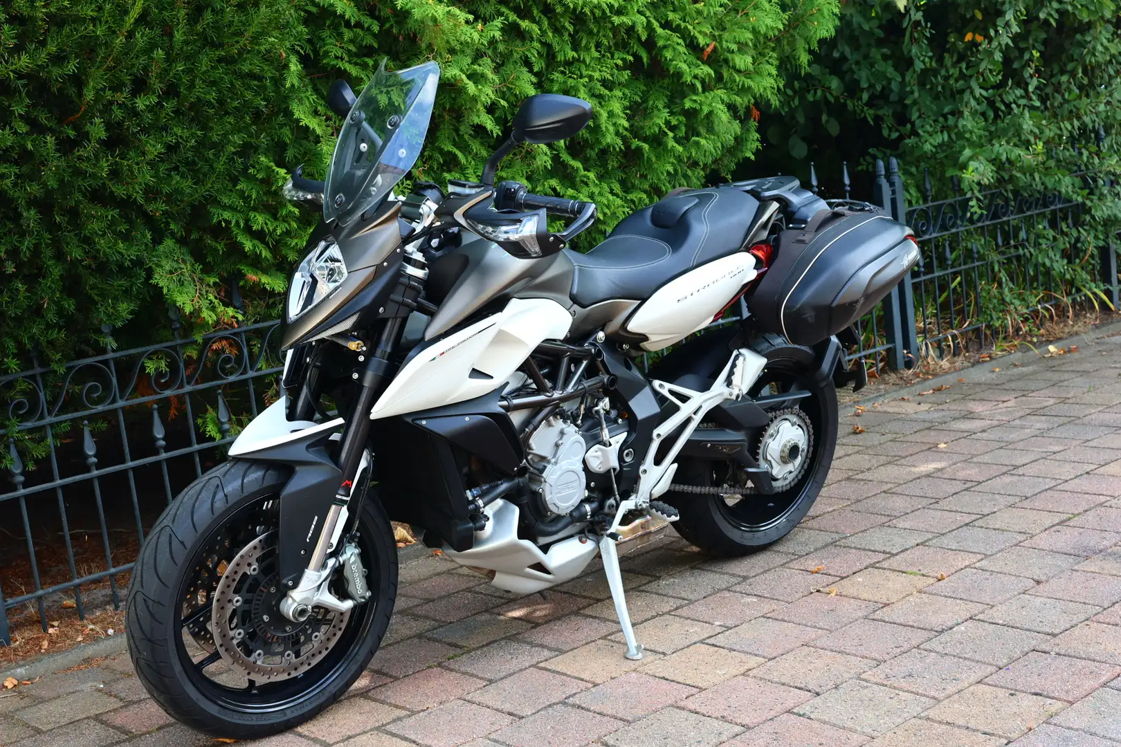 MV Agusta Stradale 800 MVAGUSTA F3 ABS EAS TC QSHIFTER Wit - 2