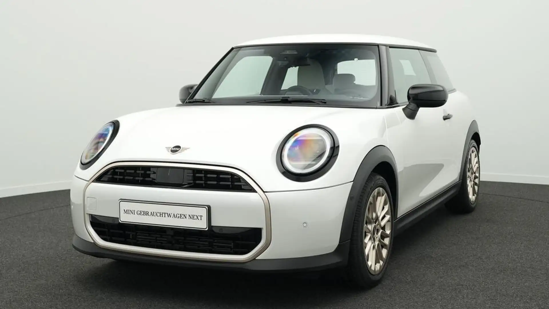 MINI Cooper C Favoured Trim Alb - 1