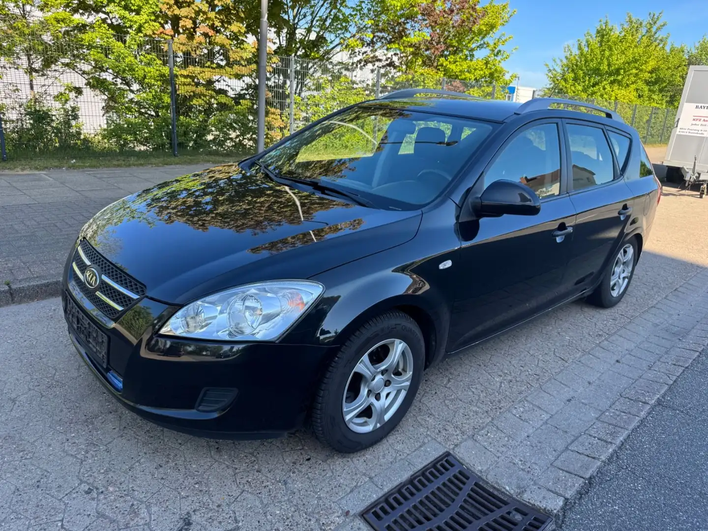 Kia Egyéb Ceed Sportswagon LX 1,6*Klima*Temp.*AHK*1.Hand* Fekete - 1