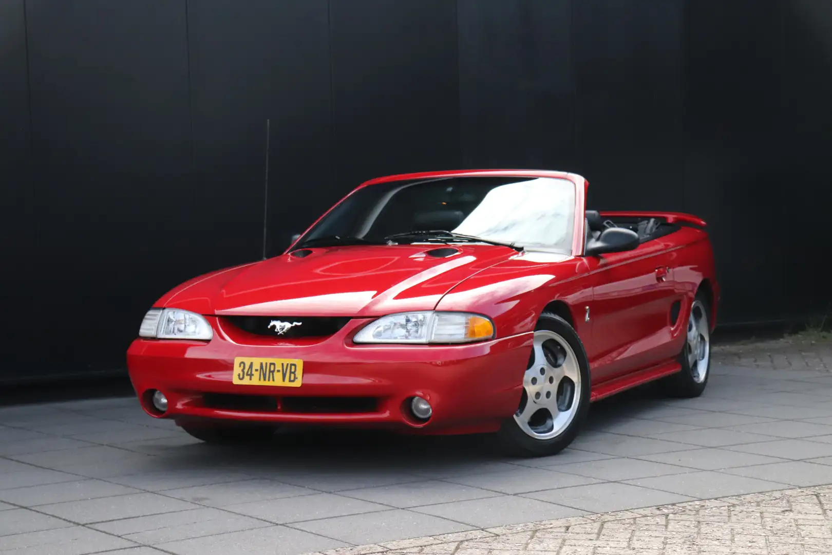 Ford Mustang COBRA SVT 11K ORGINELE MILES! | 305 PK | V8 | HAND Rood - 2