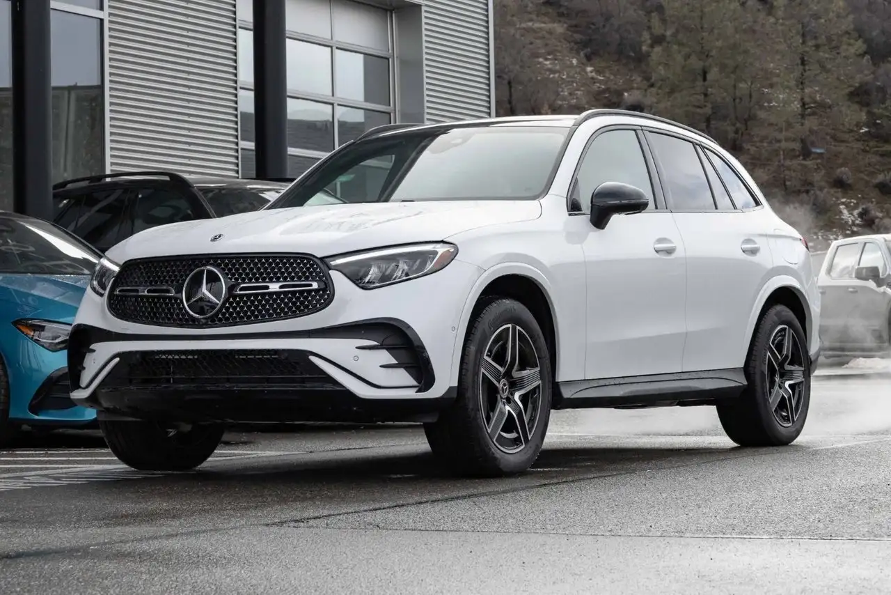 2026 Mercedes-Benz GLC