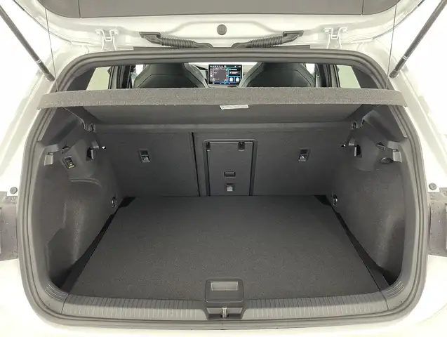 Volkswagen Golf view 7