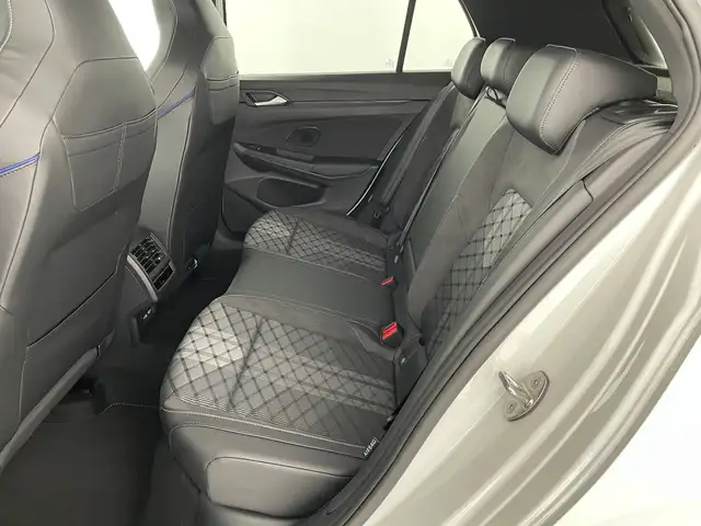Volkswagen Golf view 11