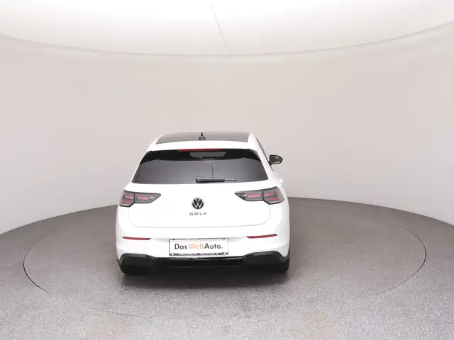 Volkswagen Golf view 6