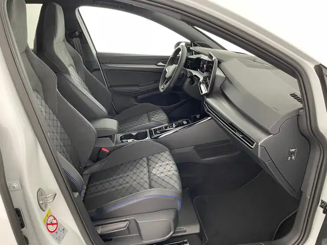 Volkswagen Golf view 10
