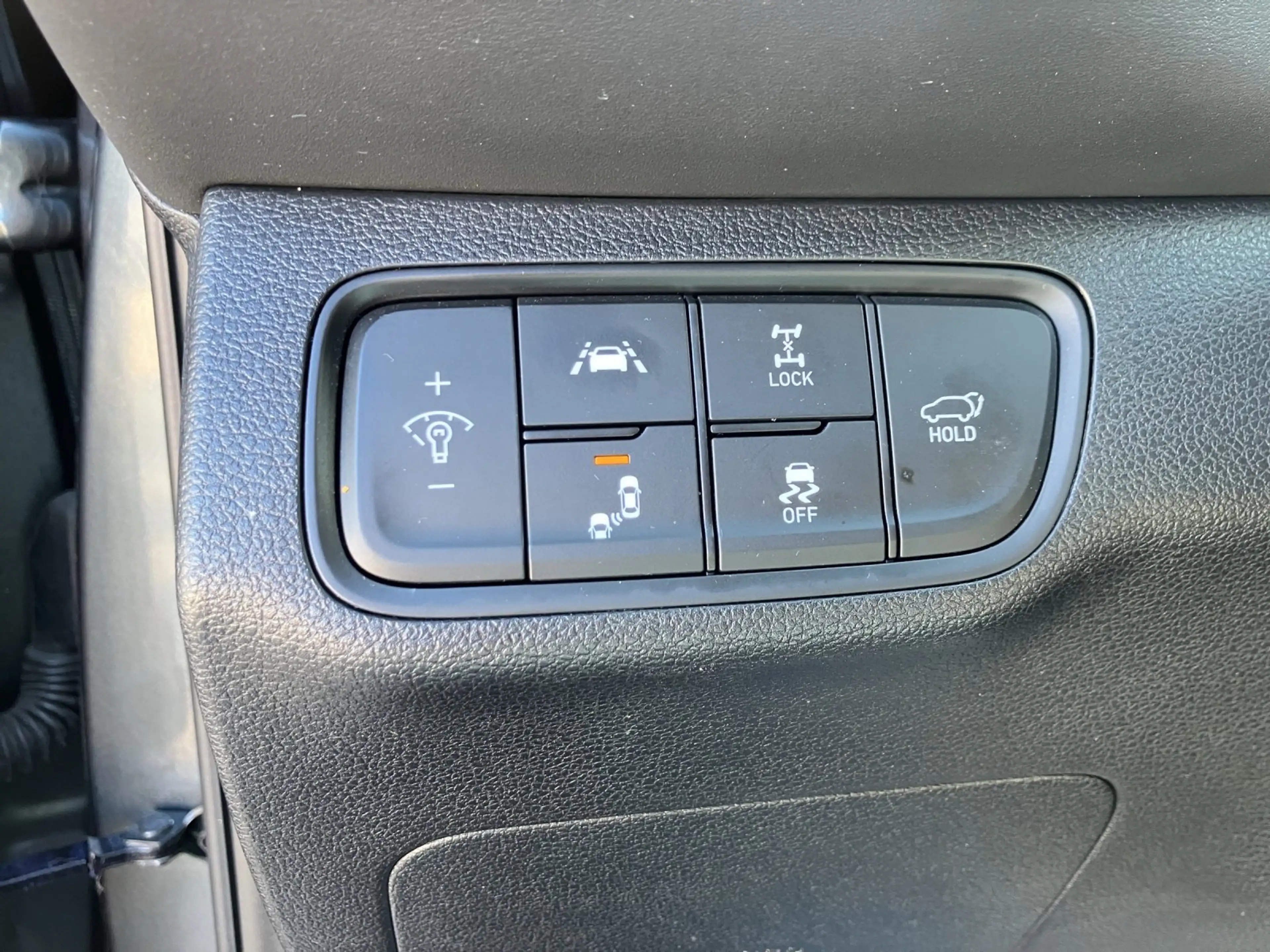 Hyundai SANTA FE 2.2 CRDi  Aut. LENKRADHZG+LED+LEDER+RFK — photo 10