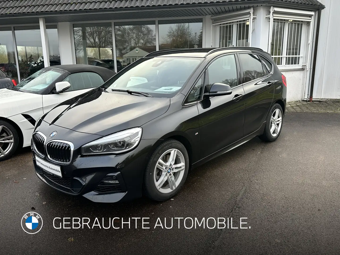 BMW 220 i Active Tourer M Sportpaket HiFi DAB LED Noir - 1