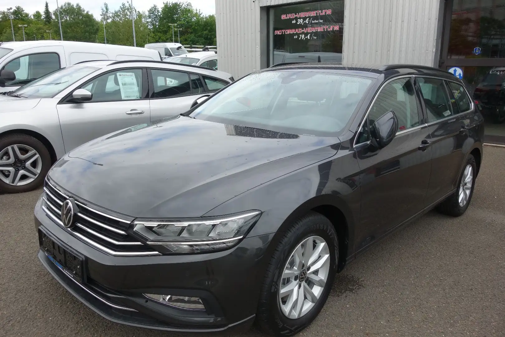 Volkswagen Passat Variant Business LED AHK DSG Grau - 1