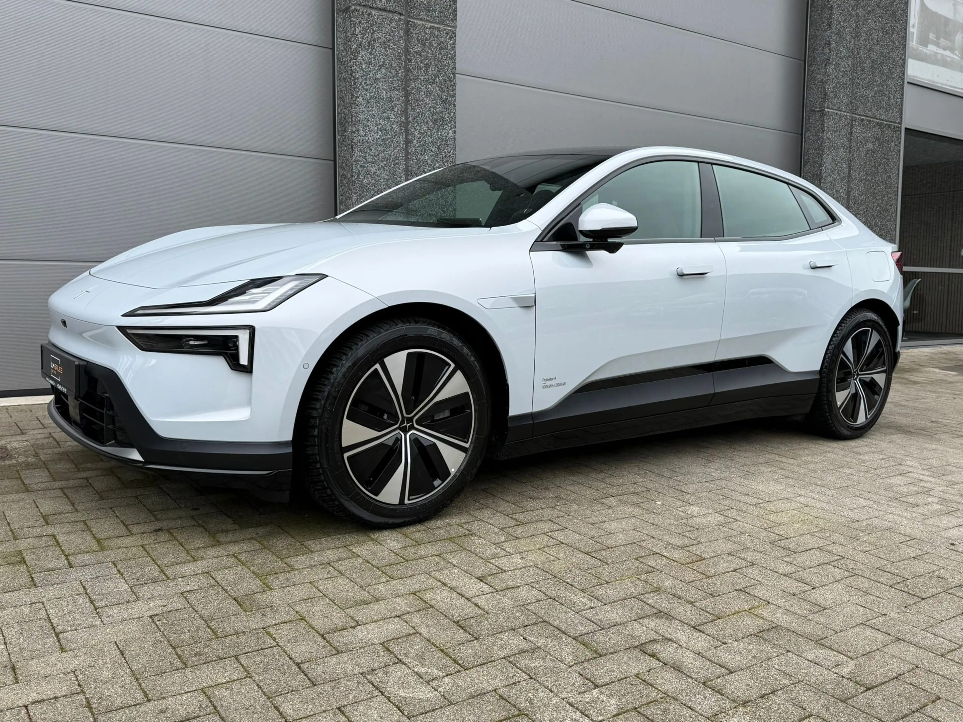 Polestar 4 100 kWh Long Range Single Motor *PANO / 360 / ACC*