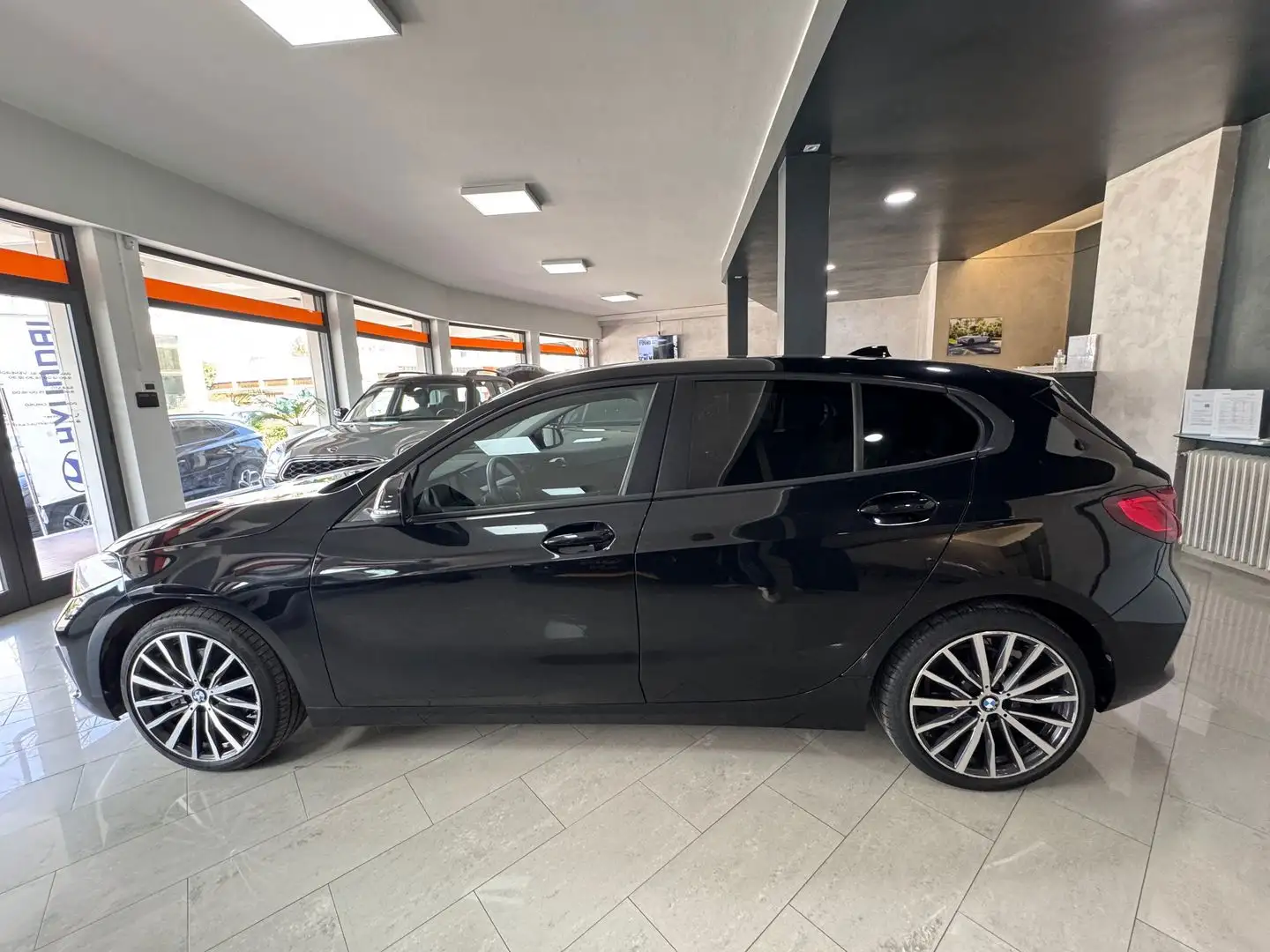 BMW 118 Business Advantage 118 d Nero - 2