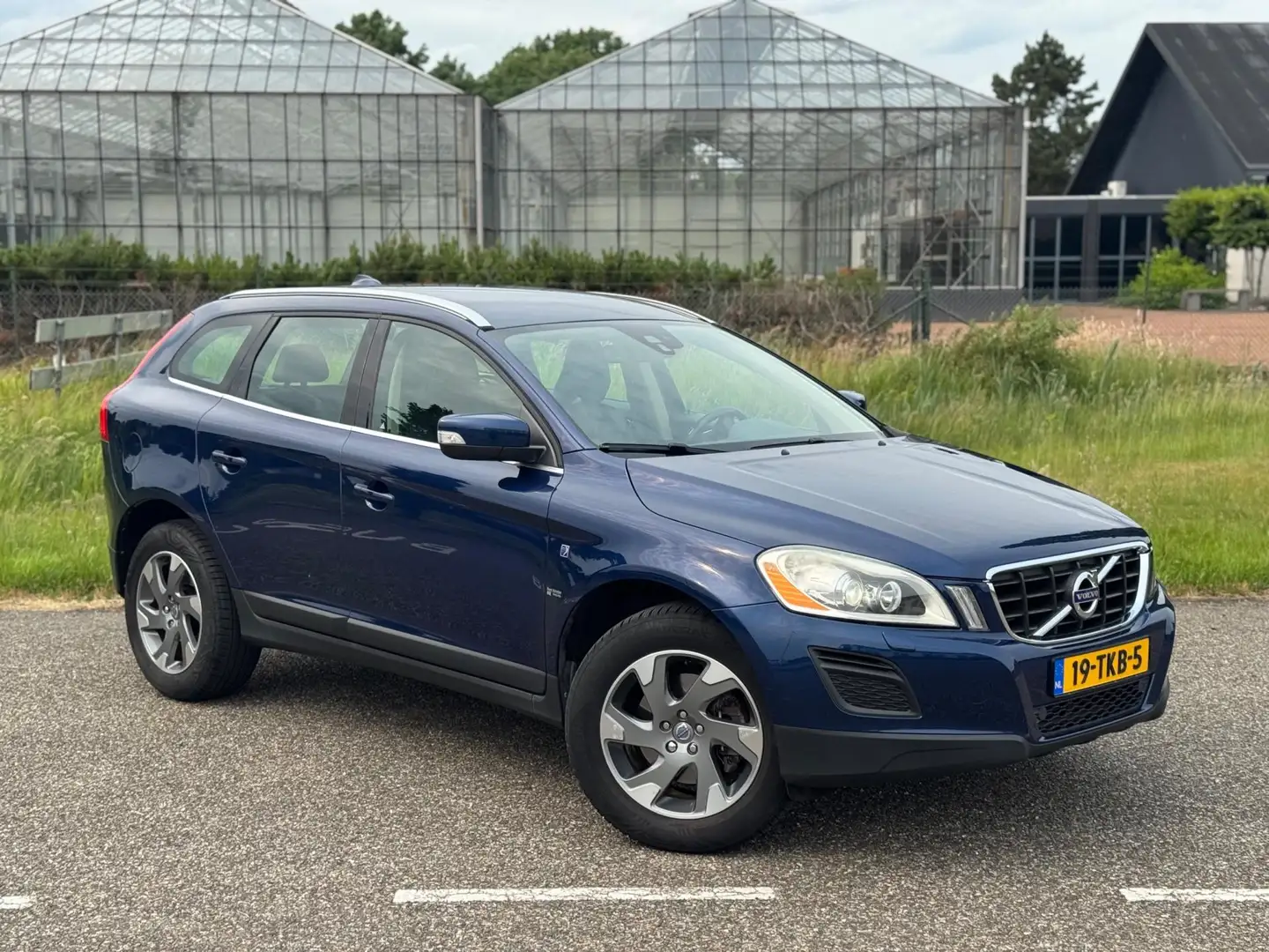 Volvo XC60 2.0 T5 Ocean Race AUT | Bi-Xenon | Navi | Cruise | Bleu - 2