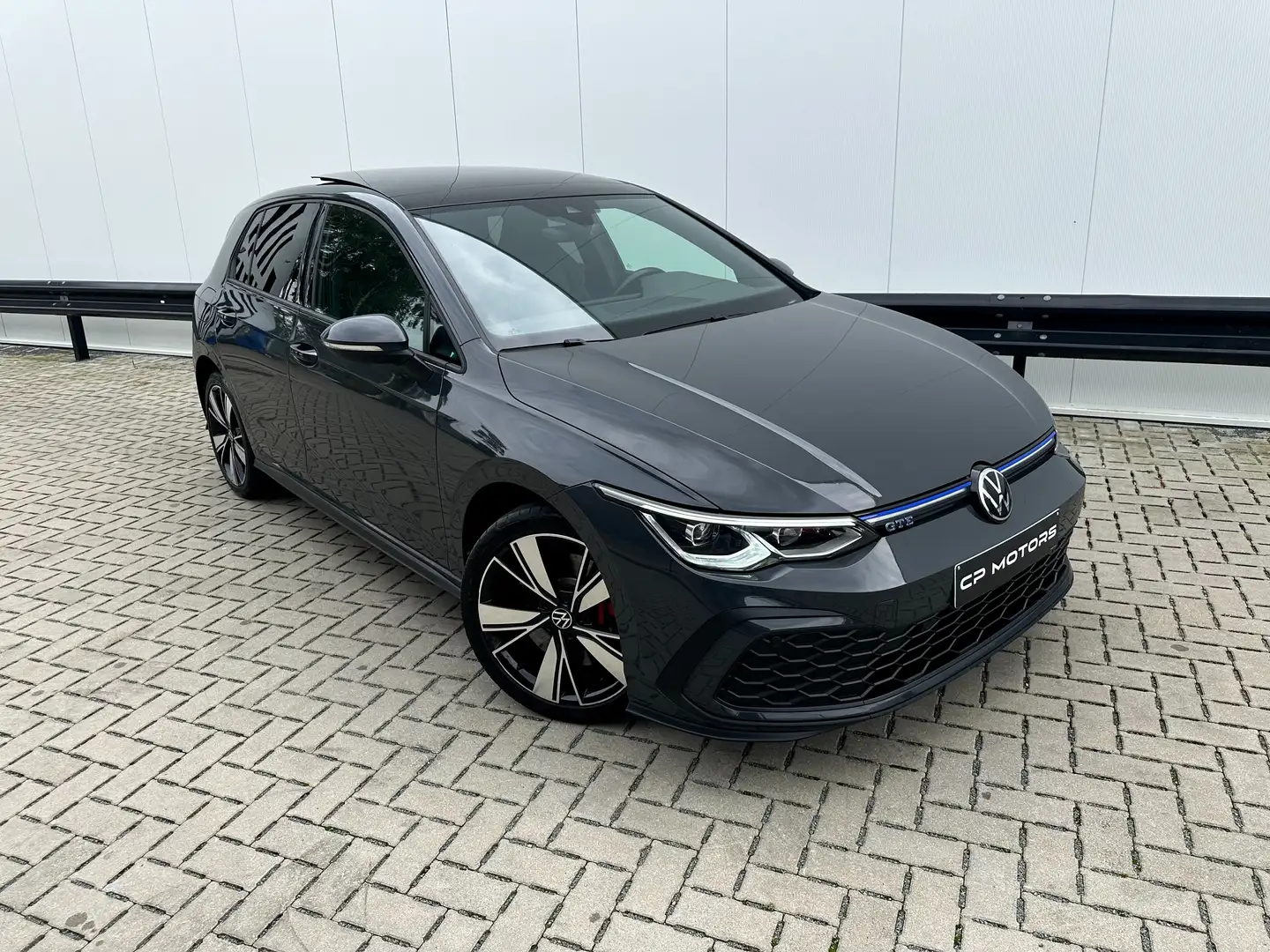 Volkswagen Golf GTE 245 PK | PLUG-IN HYBRID | PANO | CAMERA | 18" Gris - 2