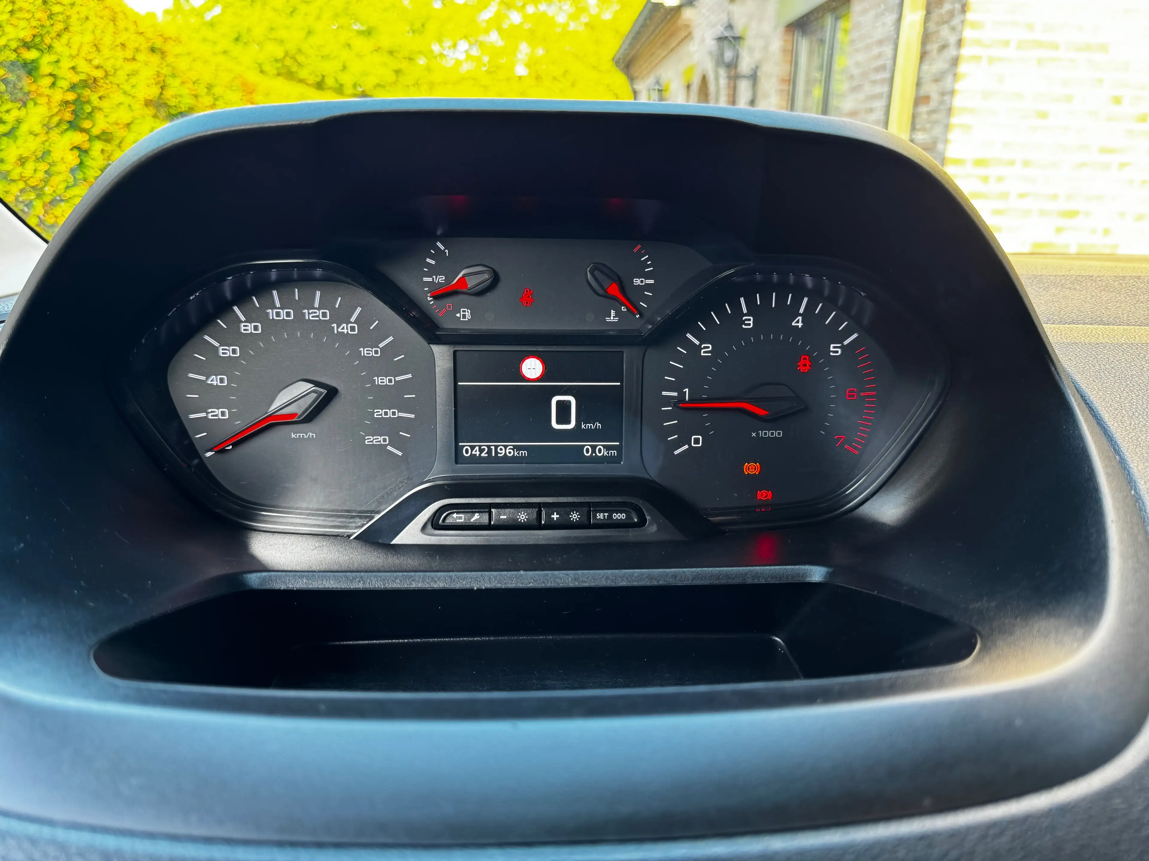 Peugeot Partner | BTW INCL | 3 ZIT | NAVI | CAMERA | PDC | CARPLAY | AUTO A/C | LANE ASSIST | DAKREK | TREKHAAK | — photo 10