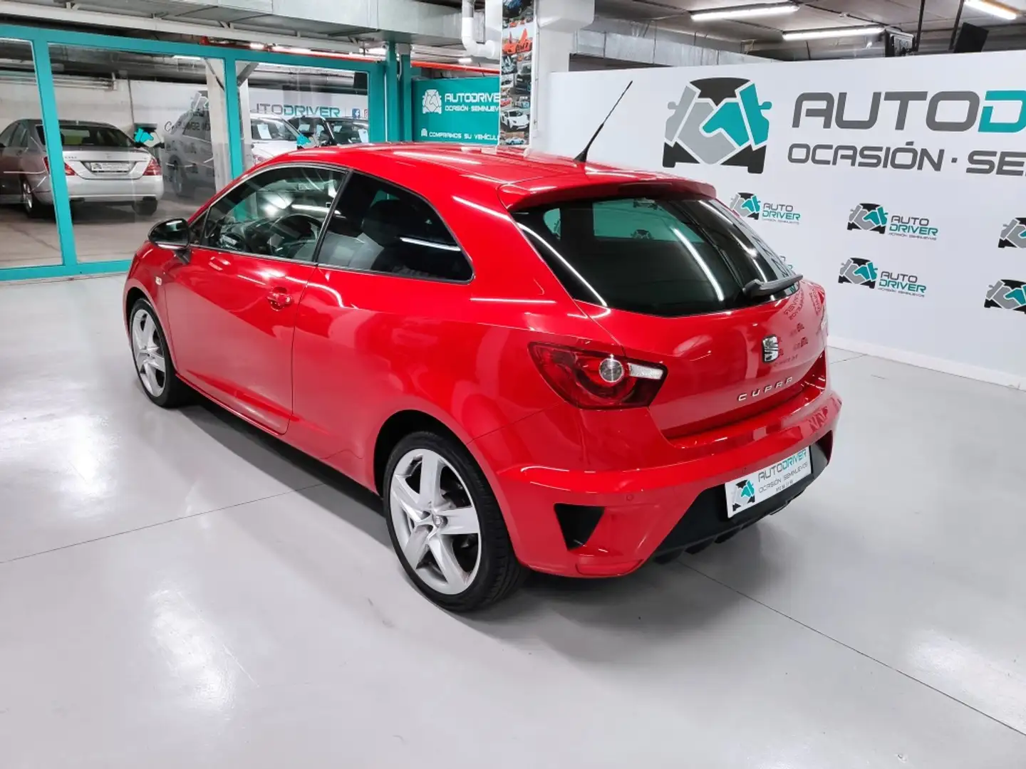 SEAT Ibiza SC 1.4 TSI Cupra DSG Rosso - 2