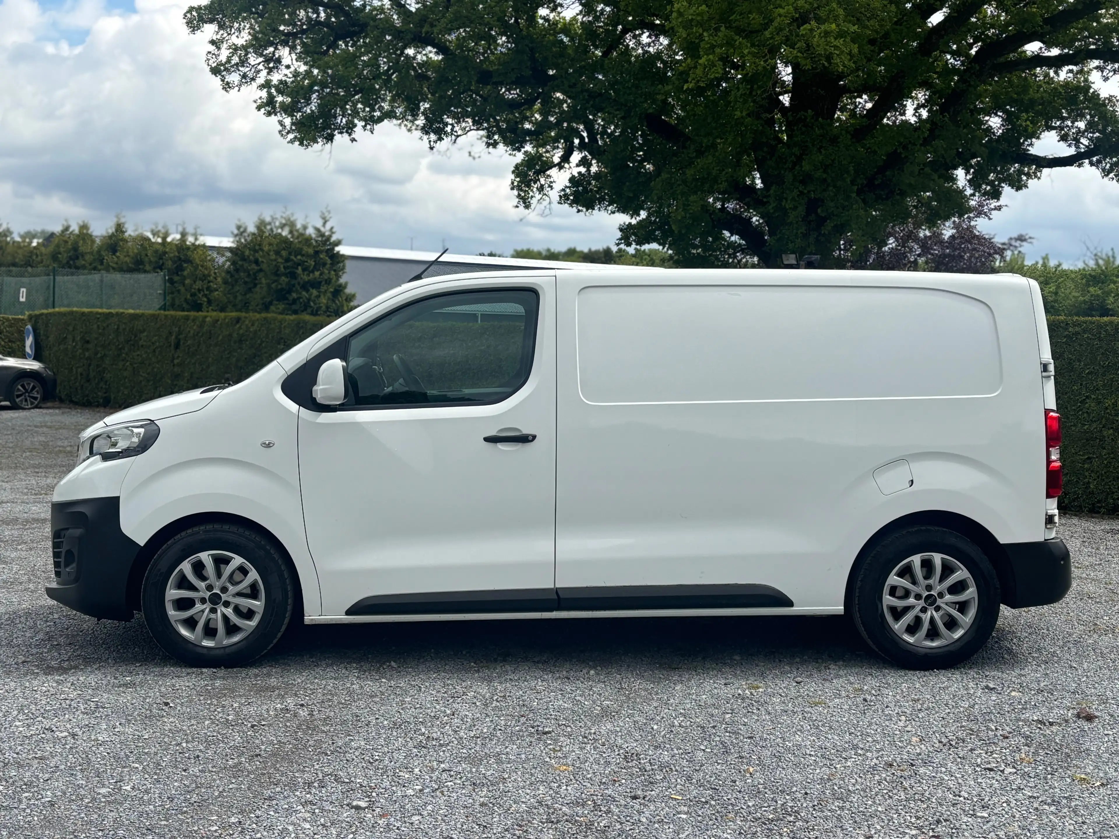 Peugeot Expert 2.0 BlueHDi L1 Compact Premium Pack S — photo 5
