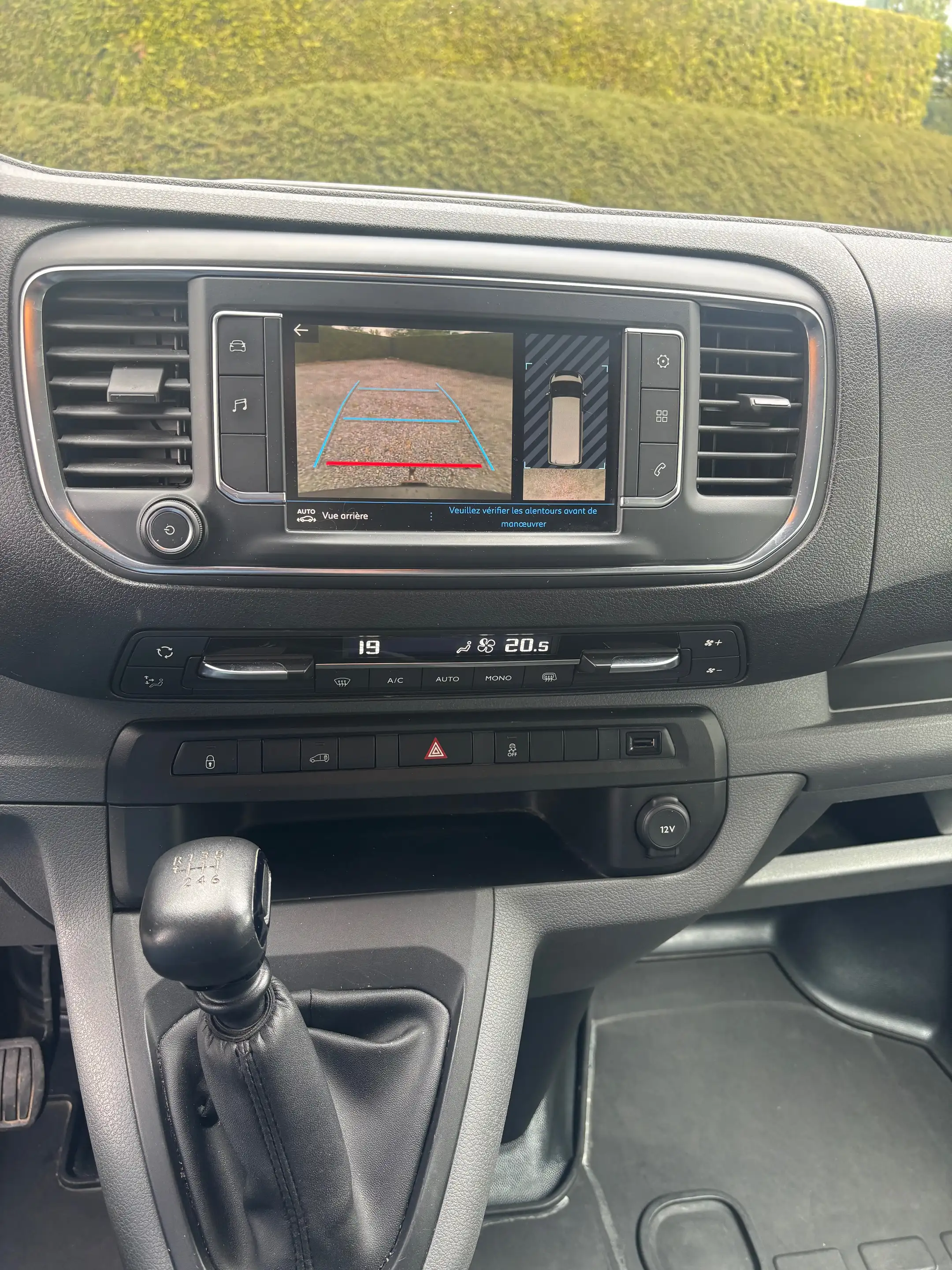 Peugeot Expert 2.0 BlueHDi L1 Compact Premium Pack S — photo 10