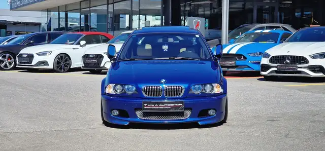 BMW 3 Series view 2