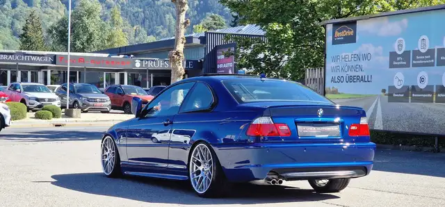 BMW 3 Series view 7