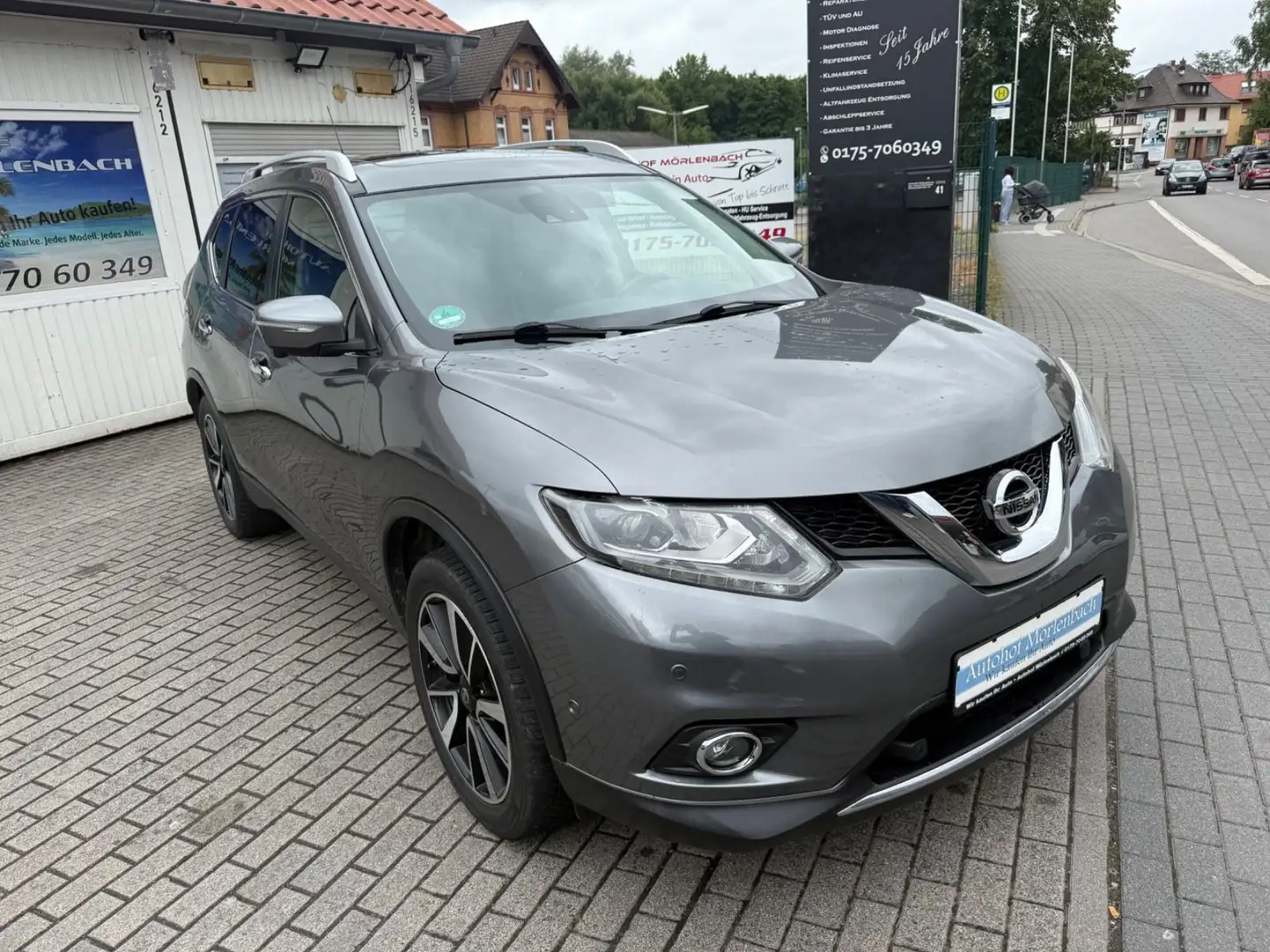 Nissan X-Trail Tekna 4x4 Gris - 2