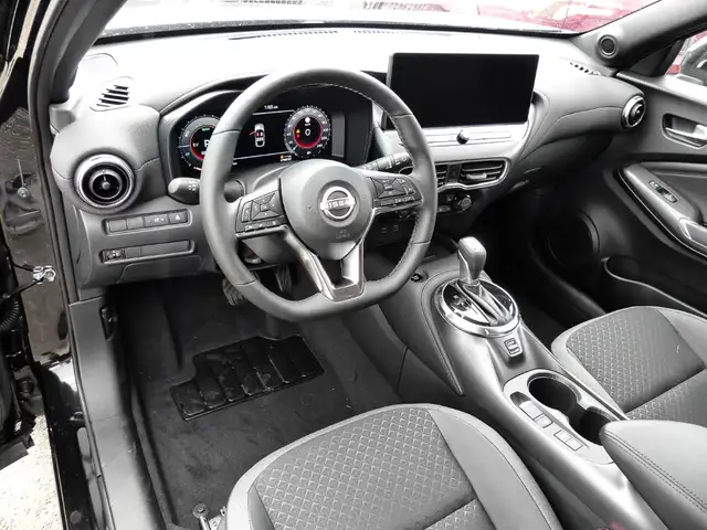 Nissan Juke view 5