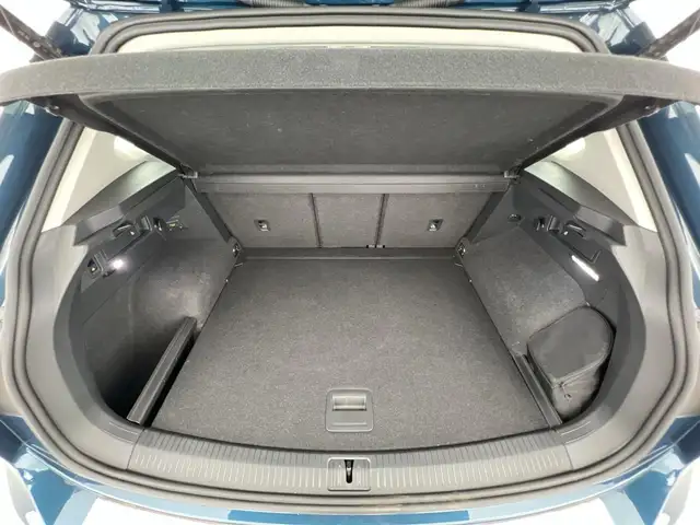 Volkswagen Tiguan view 18