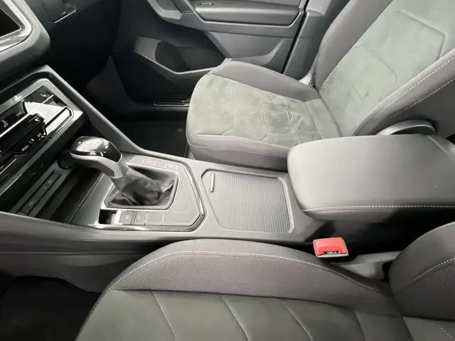 Volkswagen Tiguan view 16