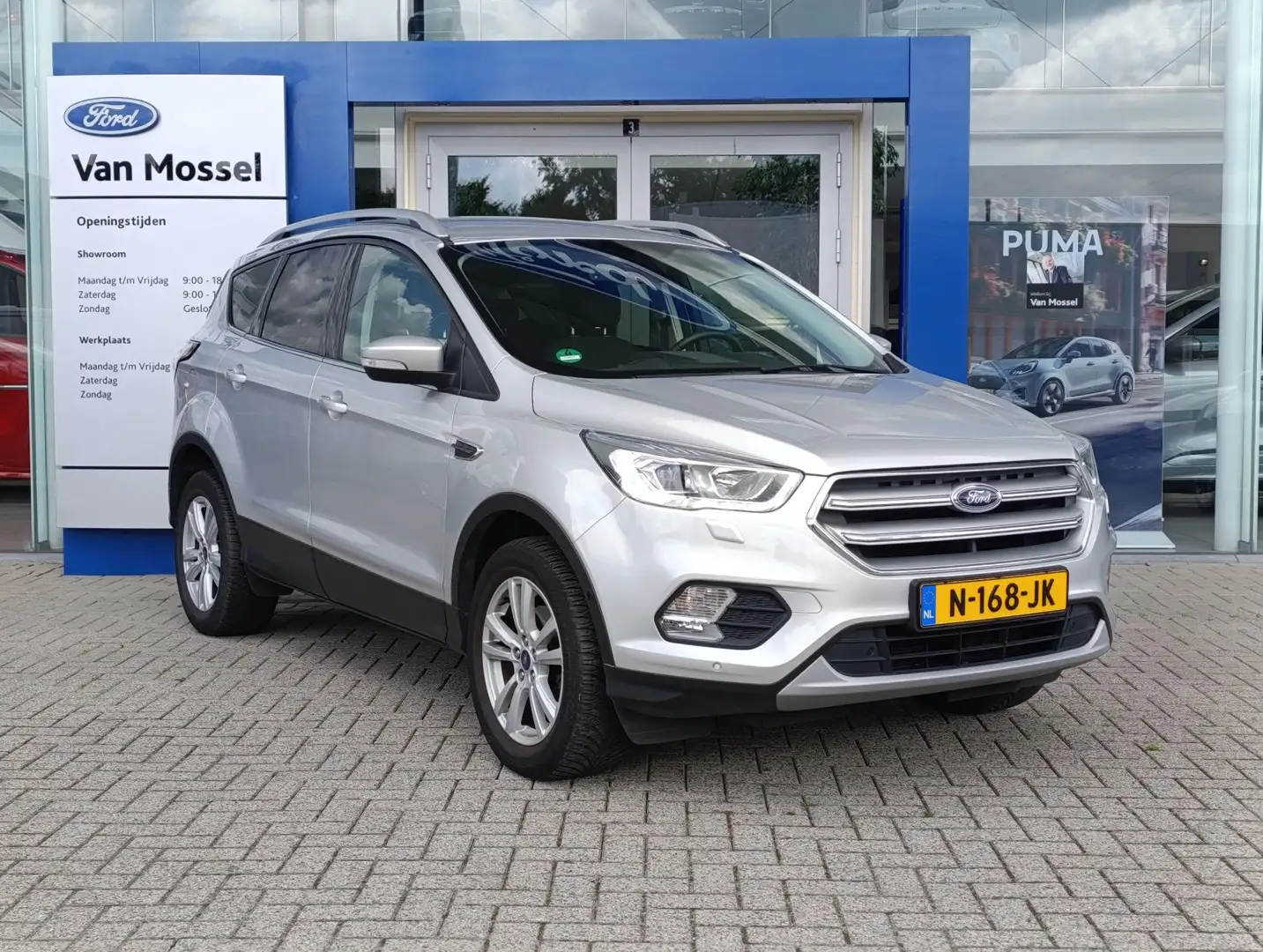 Ford Kuga 1.5 EcoBoost Titanium | 150PK! | 2000KG trekgewich Grijs - 2