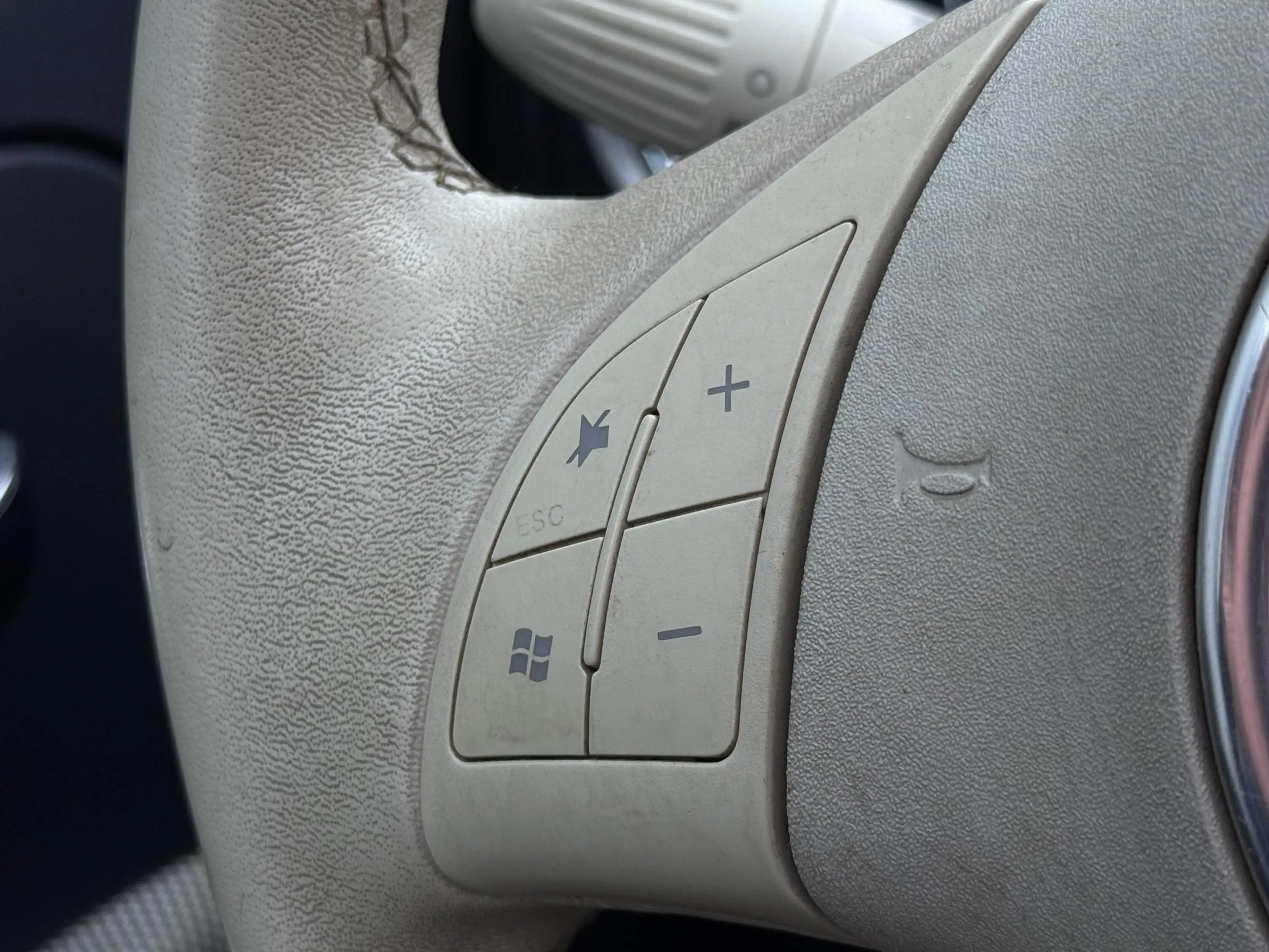 Fiat 500 1.2 Lounge — photo 26