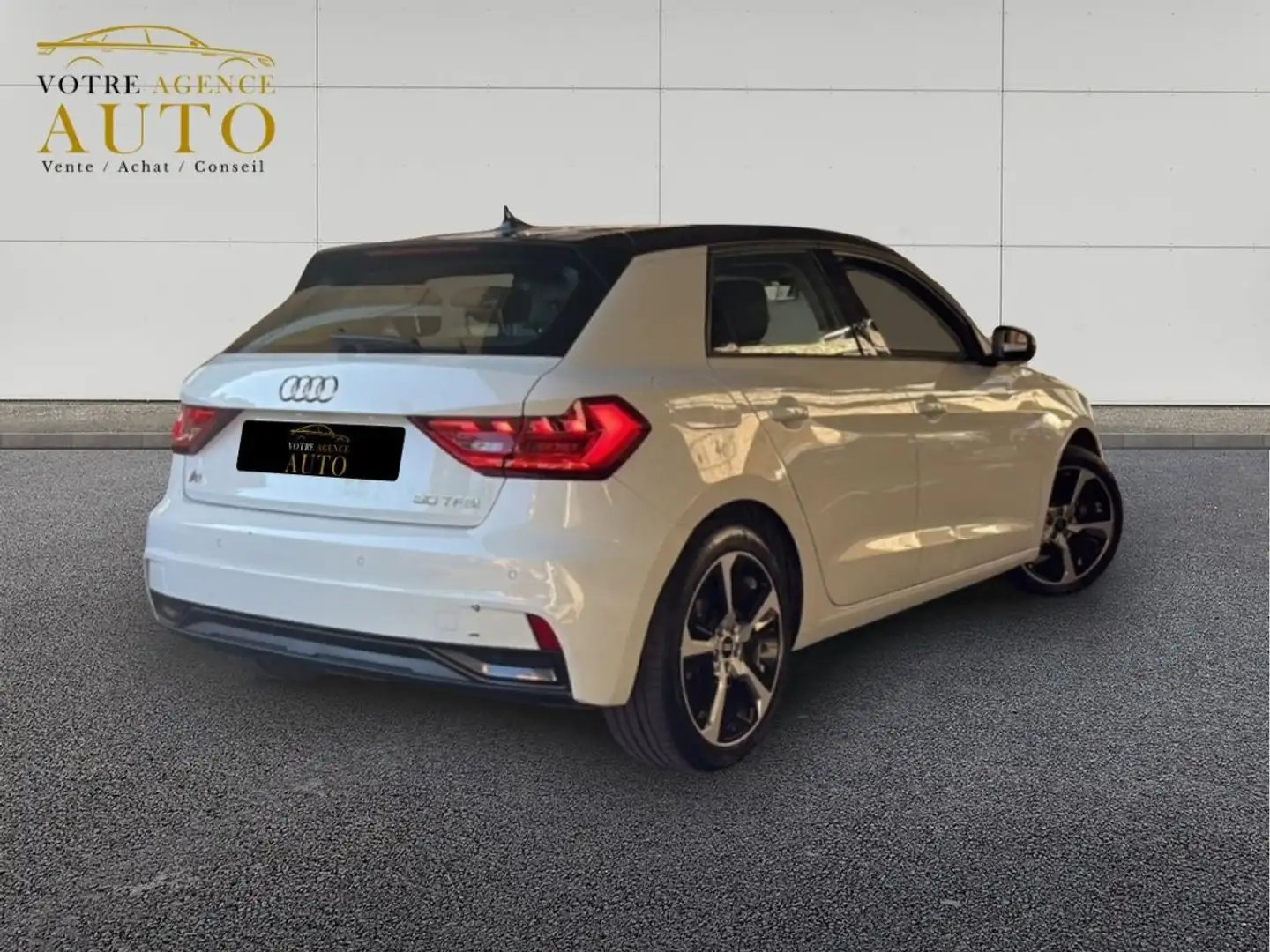 Audi A1 1.0 30 TFSI - 110ch - BV S-Tronic Advanced Blanc - 2