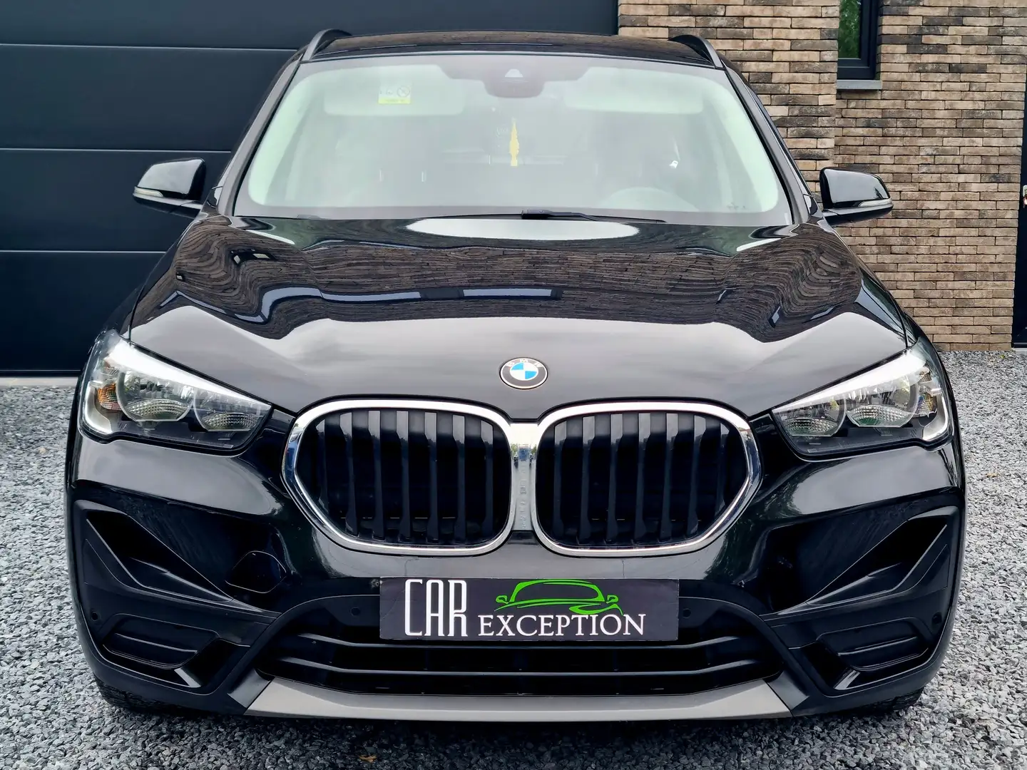 BMW X1 1.5 dA sDrive16 AdBlue (EU6AP) Schwarz - 2