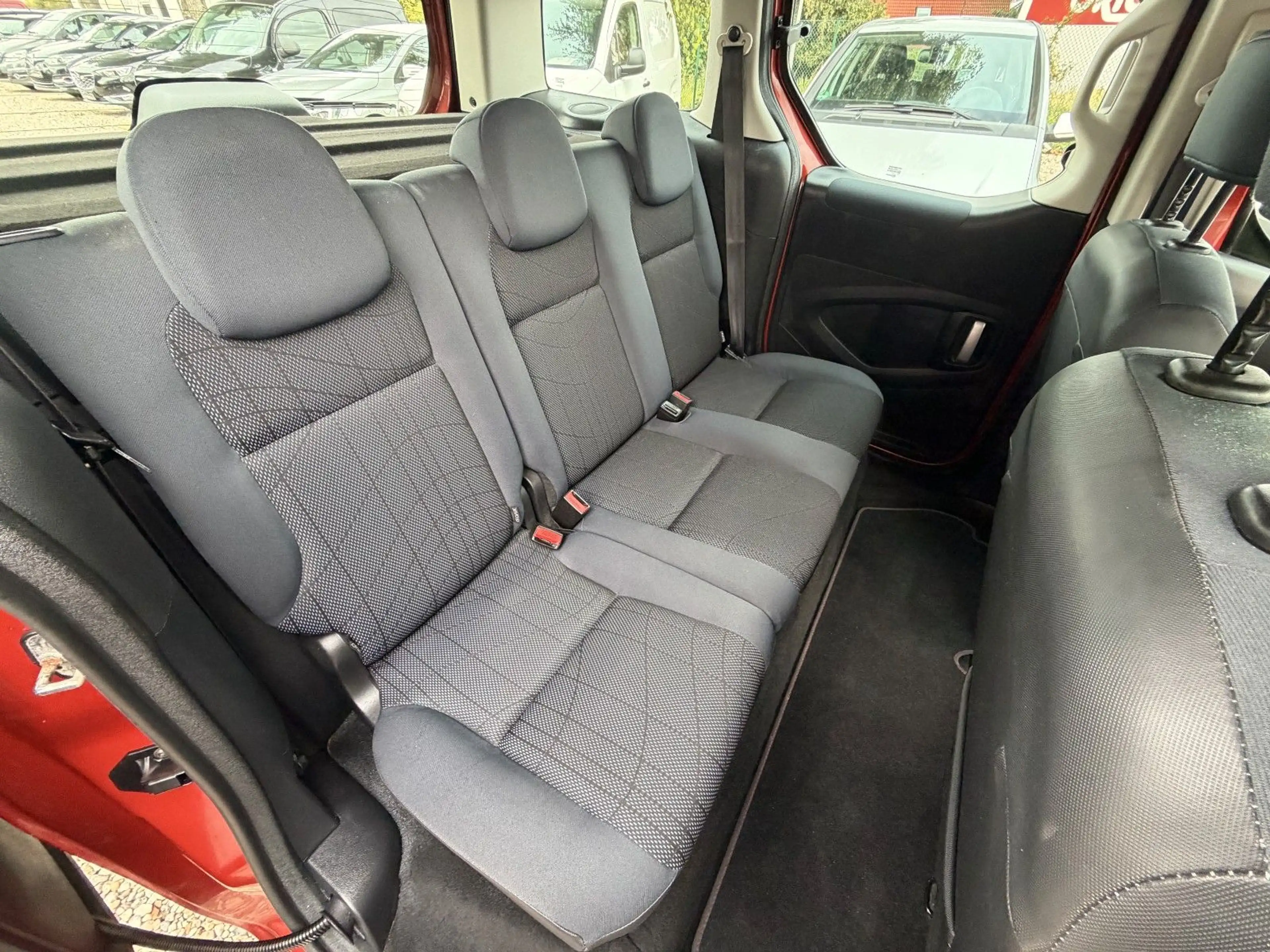 Peugeot Partner Tepee Tendance*2.HD*Klima*PDC*TÜV NEU — photo 12