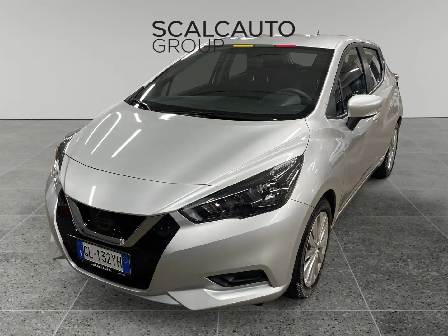 Nissan Micra V 2017 5 Porte 1.0 IG-T 92cv Acenta Grijs - 1