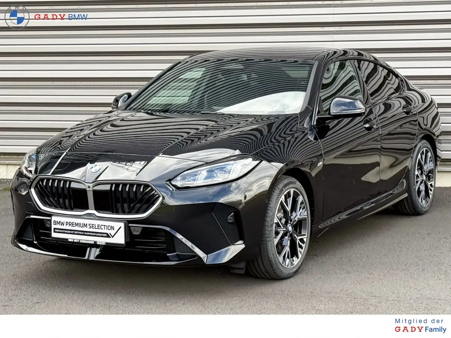BMW 220 i Gran Coupe Schwarz - 1