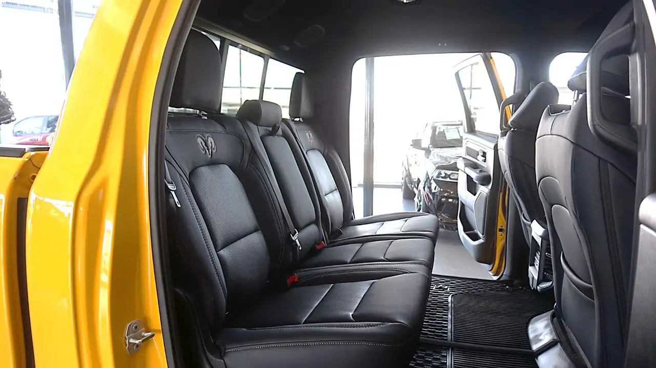Dodge RAM 2023 — фото 10